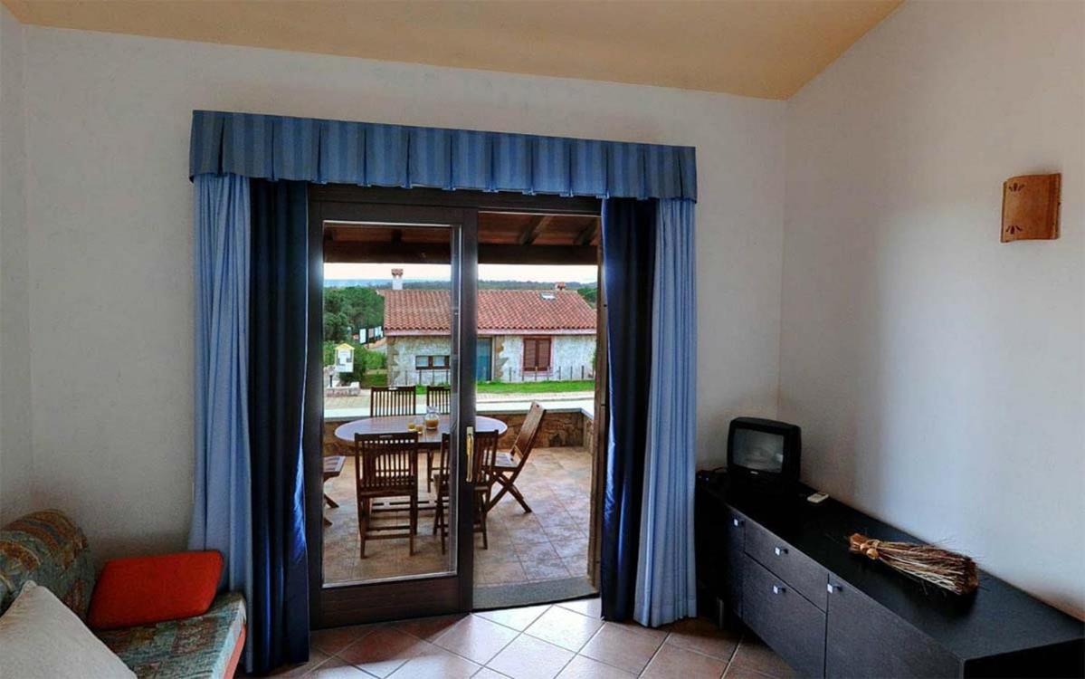 וילאפוצו Residence Il Borgo Di Porto Corallo מראה חיצוני תמונה
